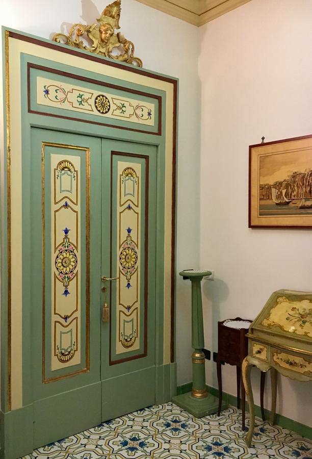 Old Taverna Sorrentina מראה חיצוני תמונה